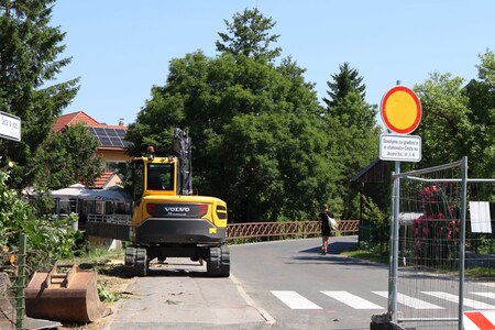 ZAPORA CESTE CESTA NA JEZERO 08 FOTO LJUBO VUKELIČ